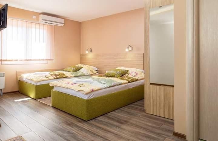 Bed & Breakfast Park Gate Vranje Exterior photo